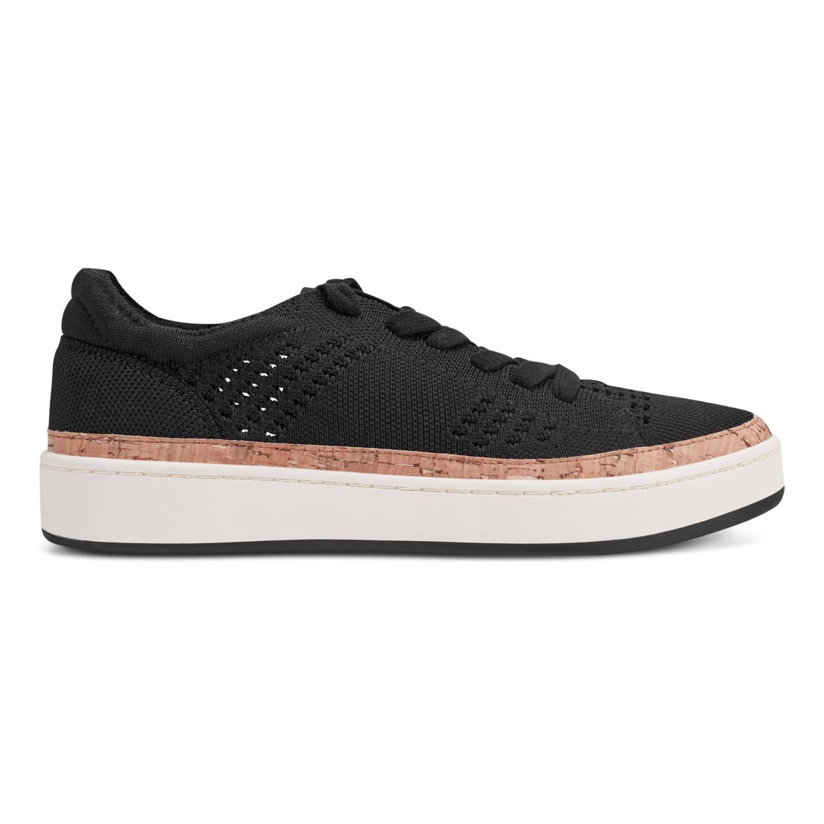 Knight Round Toe Lace-up Casual Sneakers