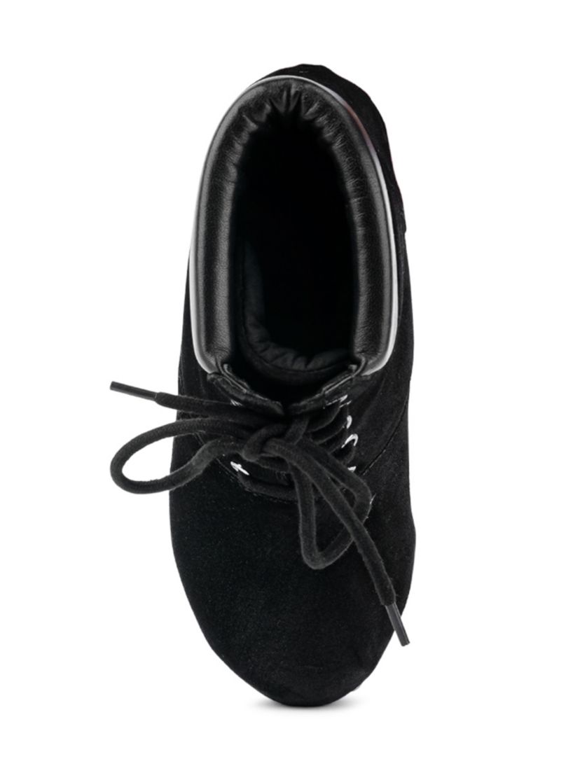 Maaya Handcrafted Collared Suede Boot