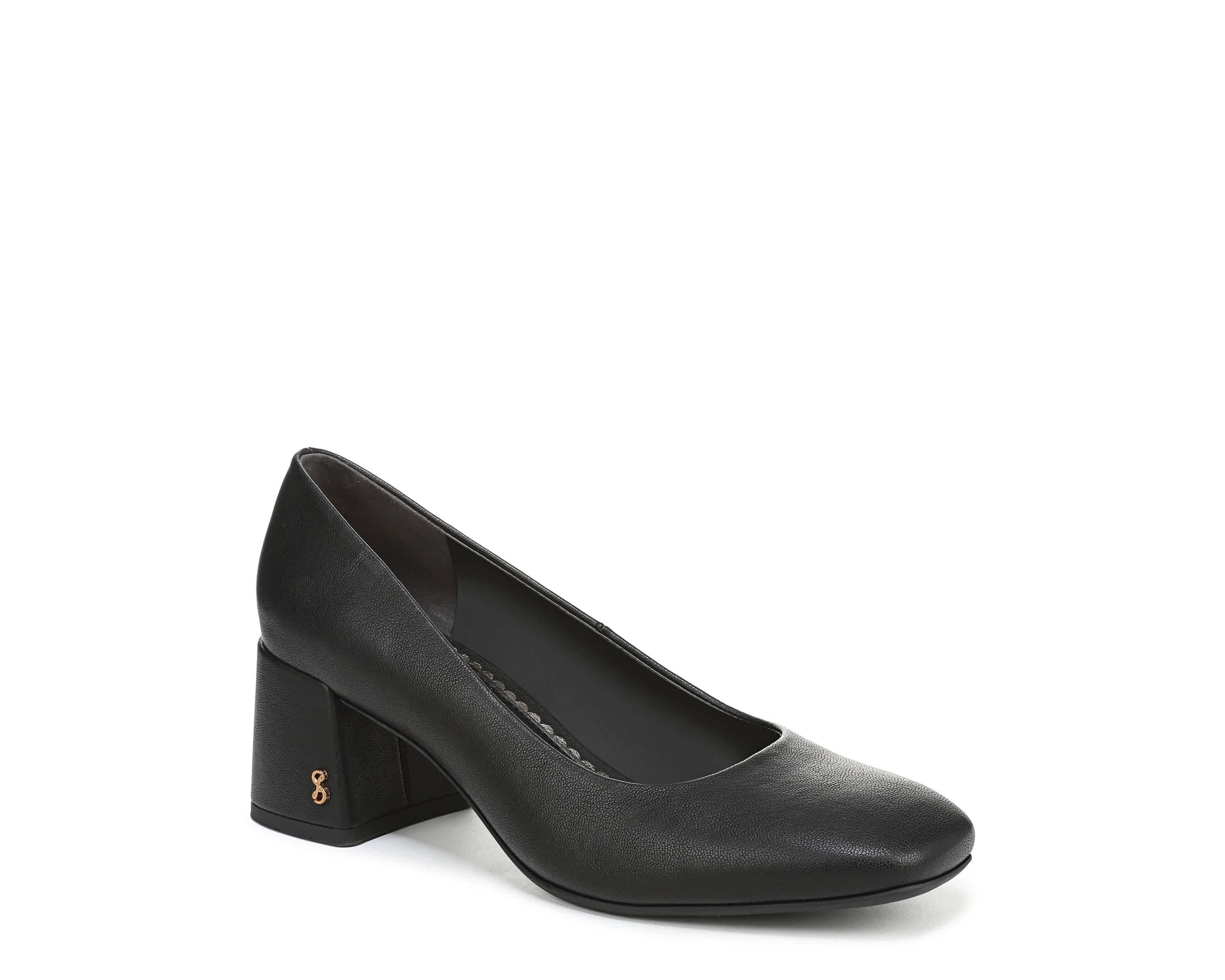 Gianella Block Heel Pump
