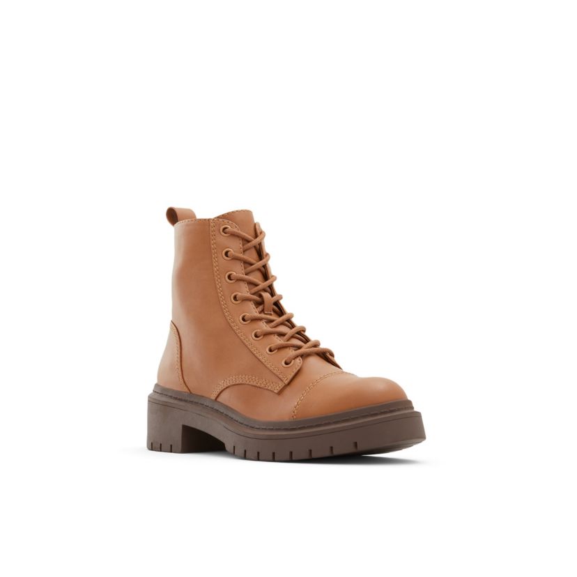 Goer Ankle Boots