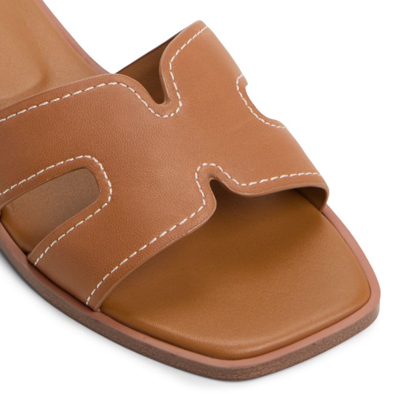 Itsandal Flat Sandals