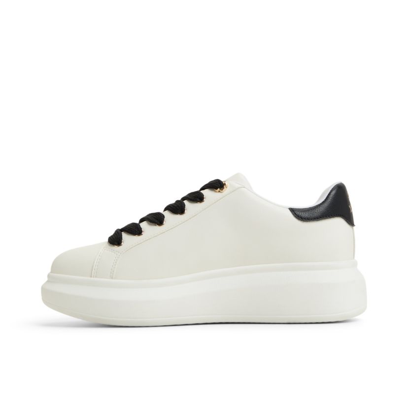 Lovekiss Low Top Sneaker