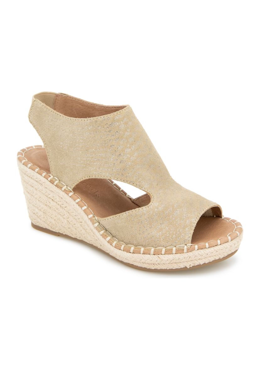 Cody Wedge Sandals
