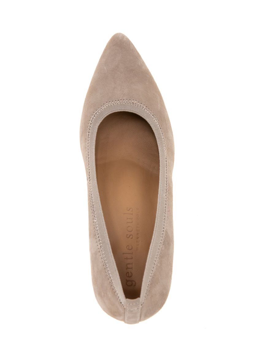 Dionne Pumps