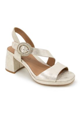 Gentle Souls by Kenneth Cole Big Kid Girls Roma Sandals, Gold, 7.5M