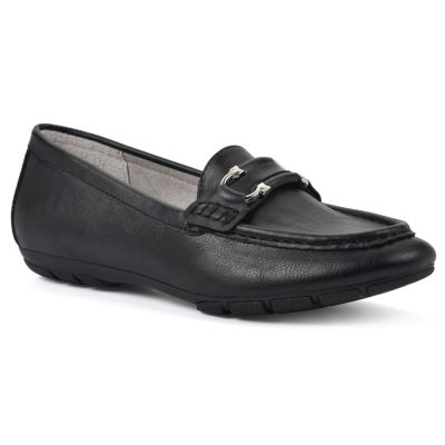 Cliffs by White Mountain Women's Glaring Loafer, 6M