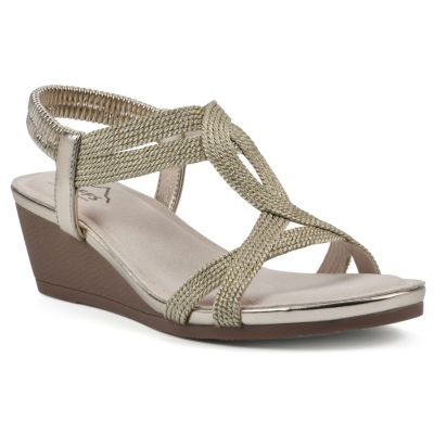 Cliffs by White Mountain Women's Candelle Wedge Sandal, 9.5M