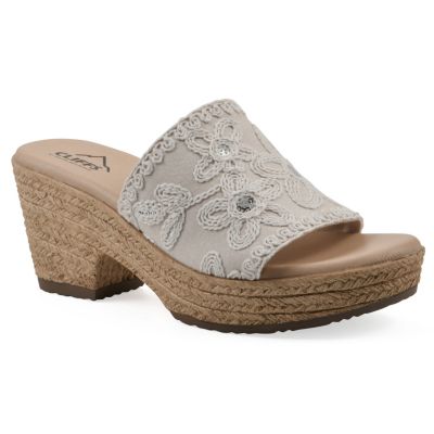 Cliffs by White Mountain Women's Biancia Wedge Sandal, 11M