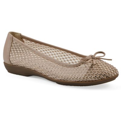 Cliffs by White Mountain Women's Carlicia Ballet Flat - Wide Width, 9W