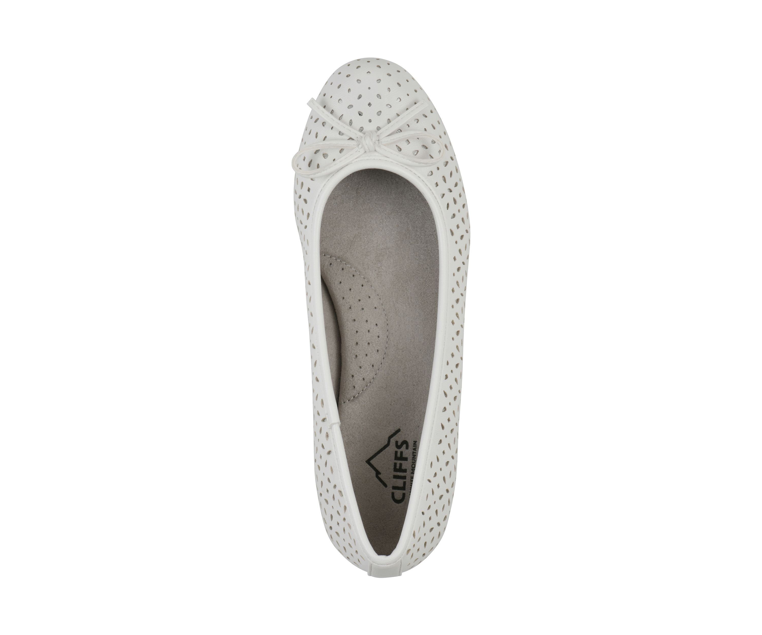 Chelby Ballet Flats