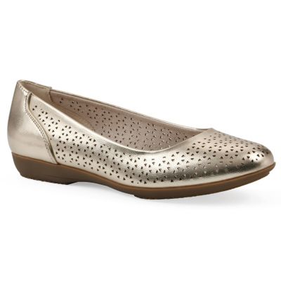 Cliffs by White Mountain Women's Cindy Ballet Flat - Wide Width, Gold, 7.5W