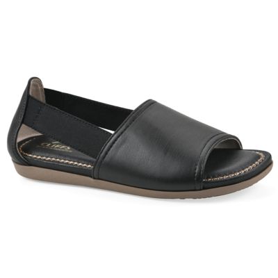 Cliffs by White Mountain Women's Frankson Open Toe Sandal, Black, 6.5M