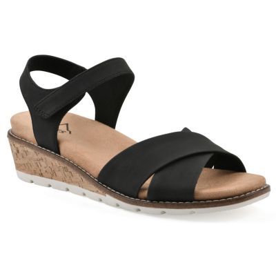 Cliffs by White Mountain Women's Tinna Wedge Sandal, Black, 9M