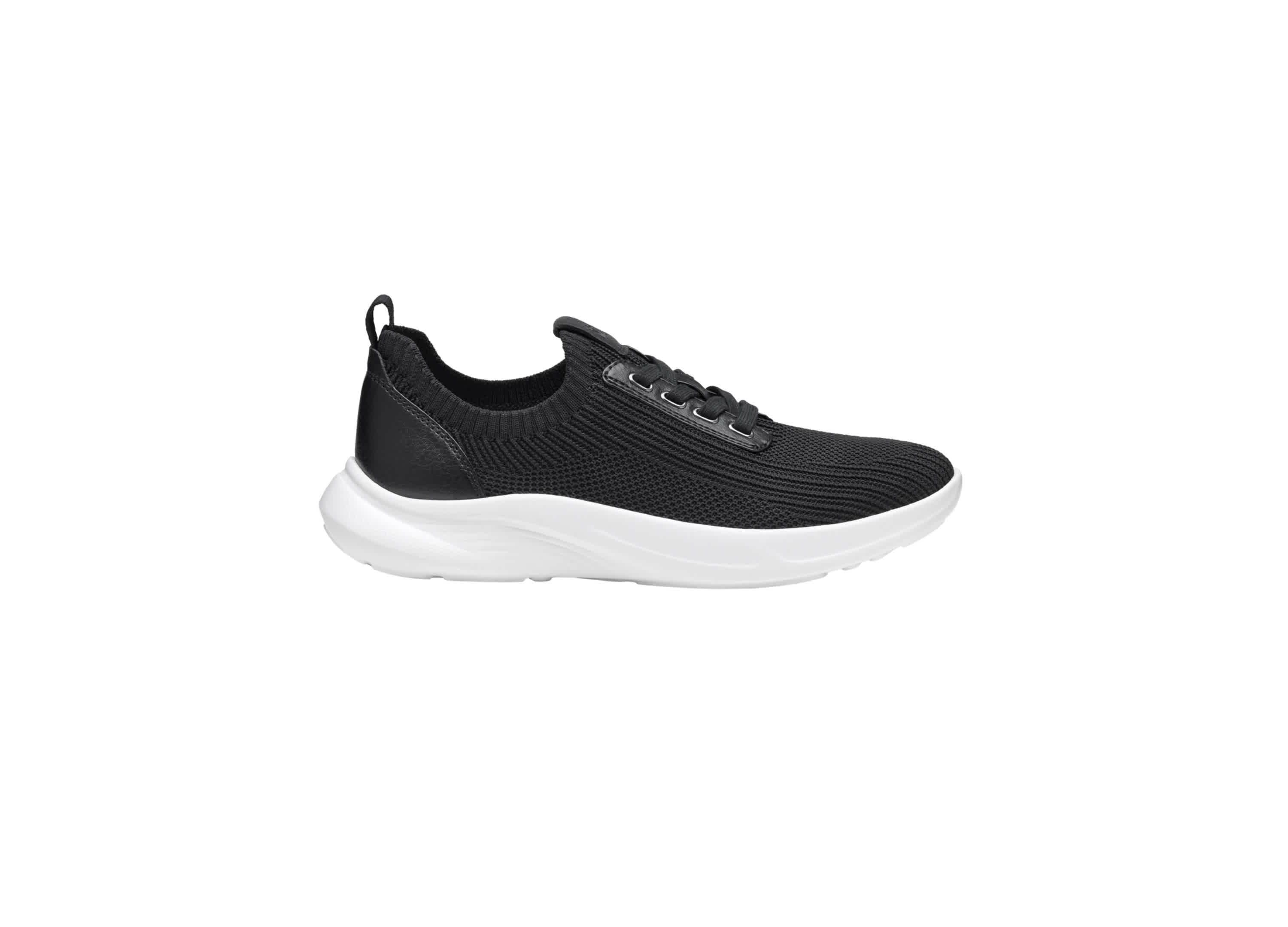 ESCAPE KNIT LACE-UP