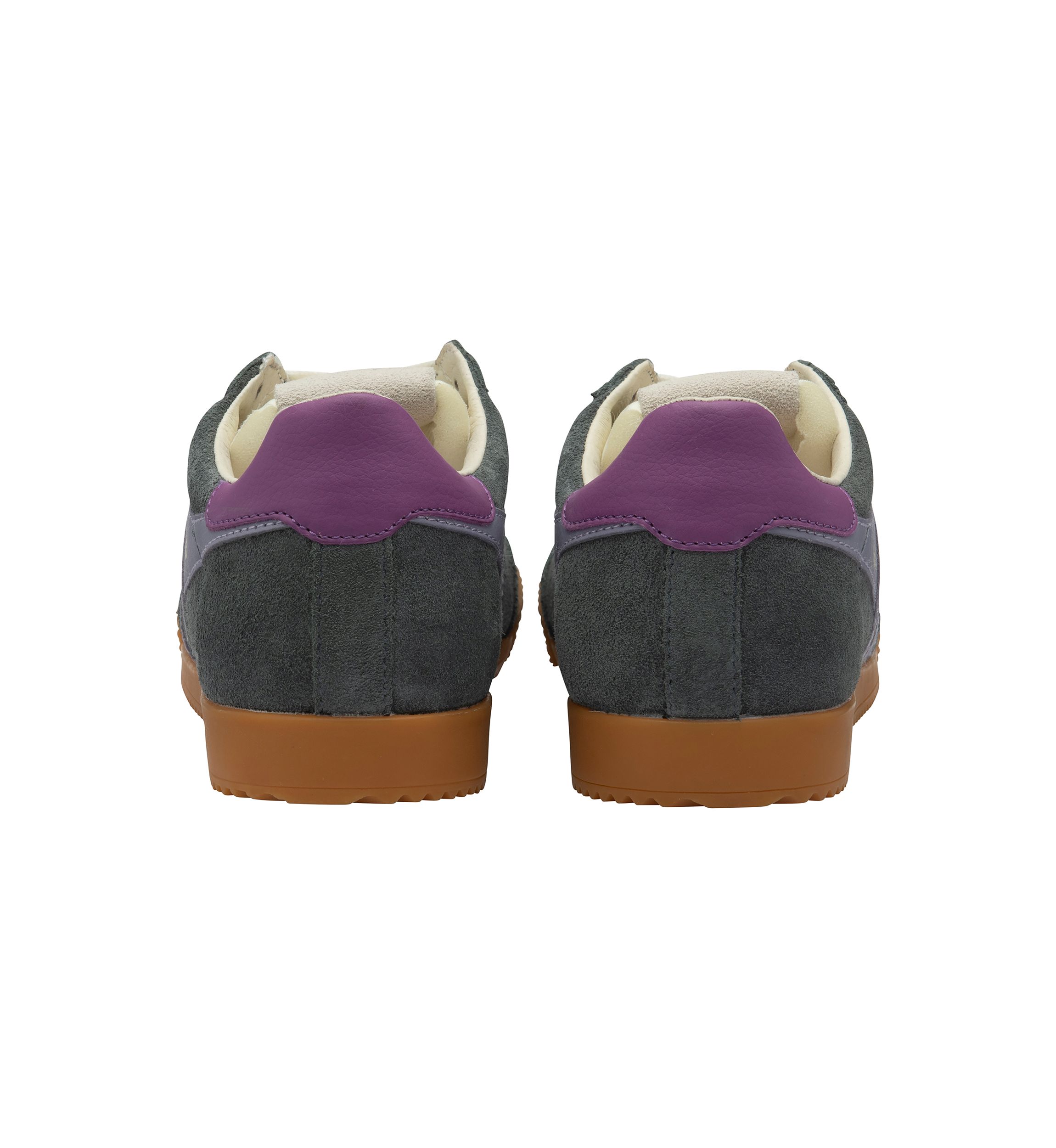 Elan Sneakers