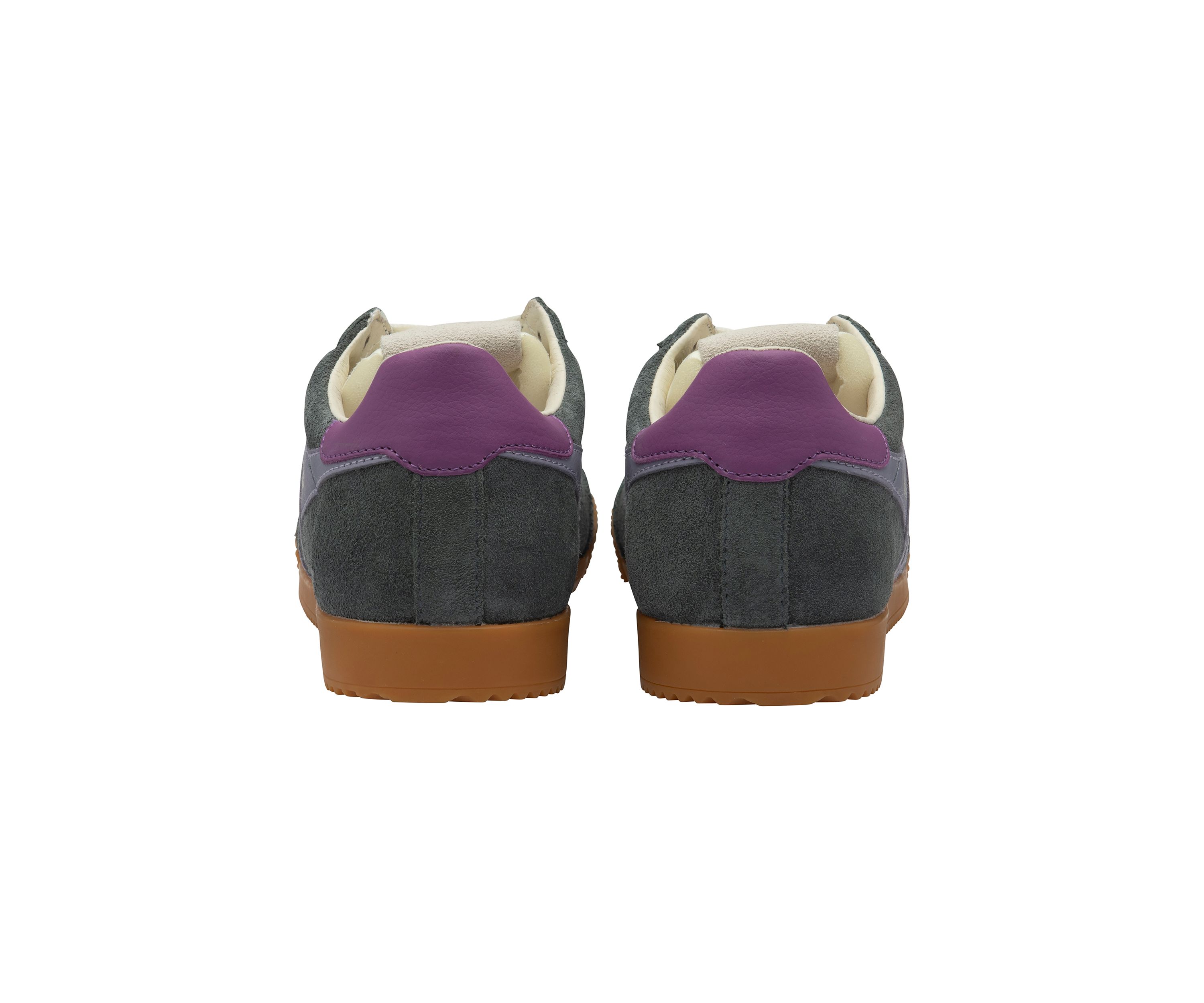 Elan Sneakers