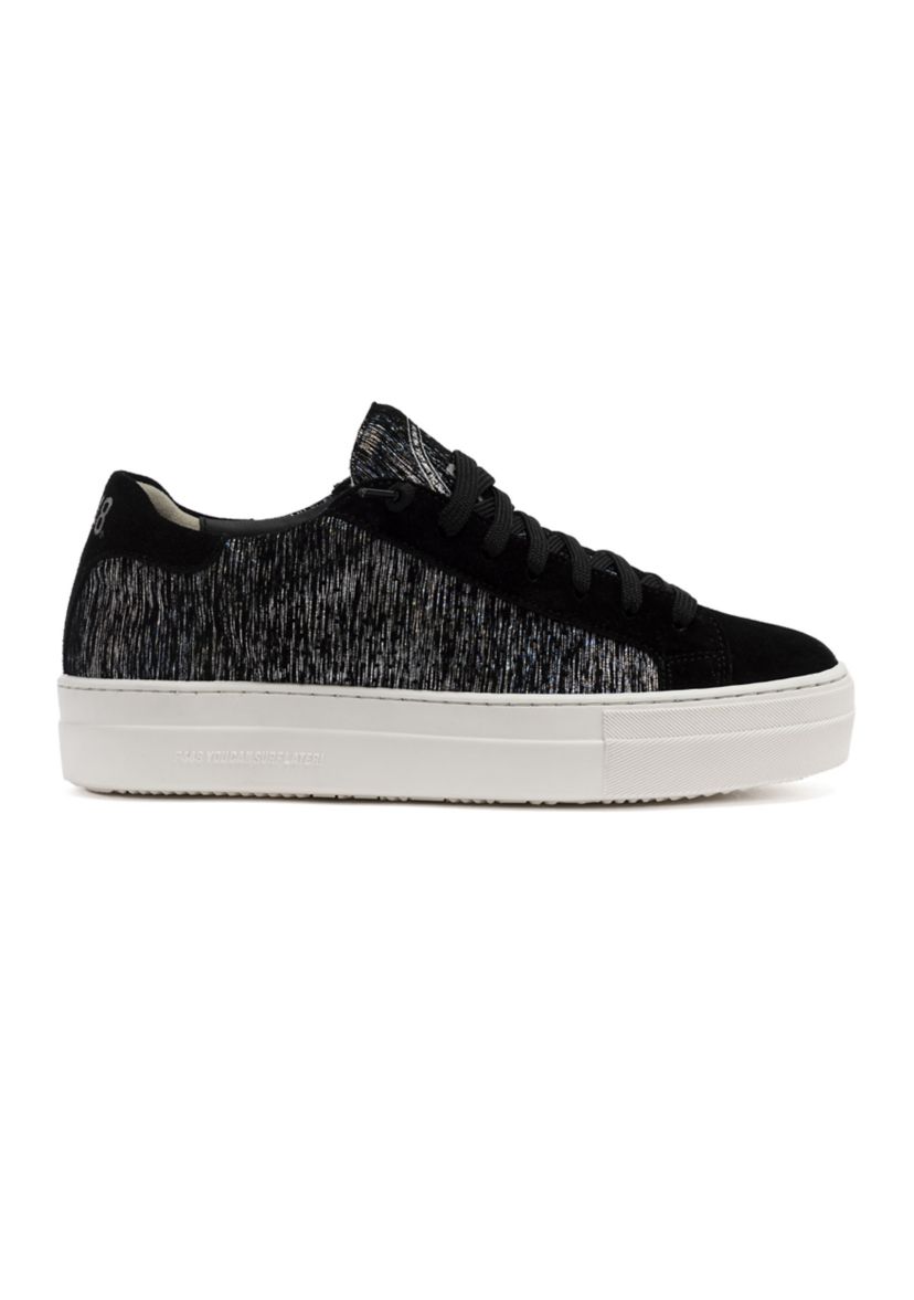 Thea Sneakers