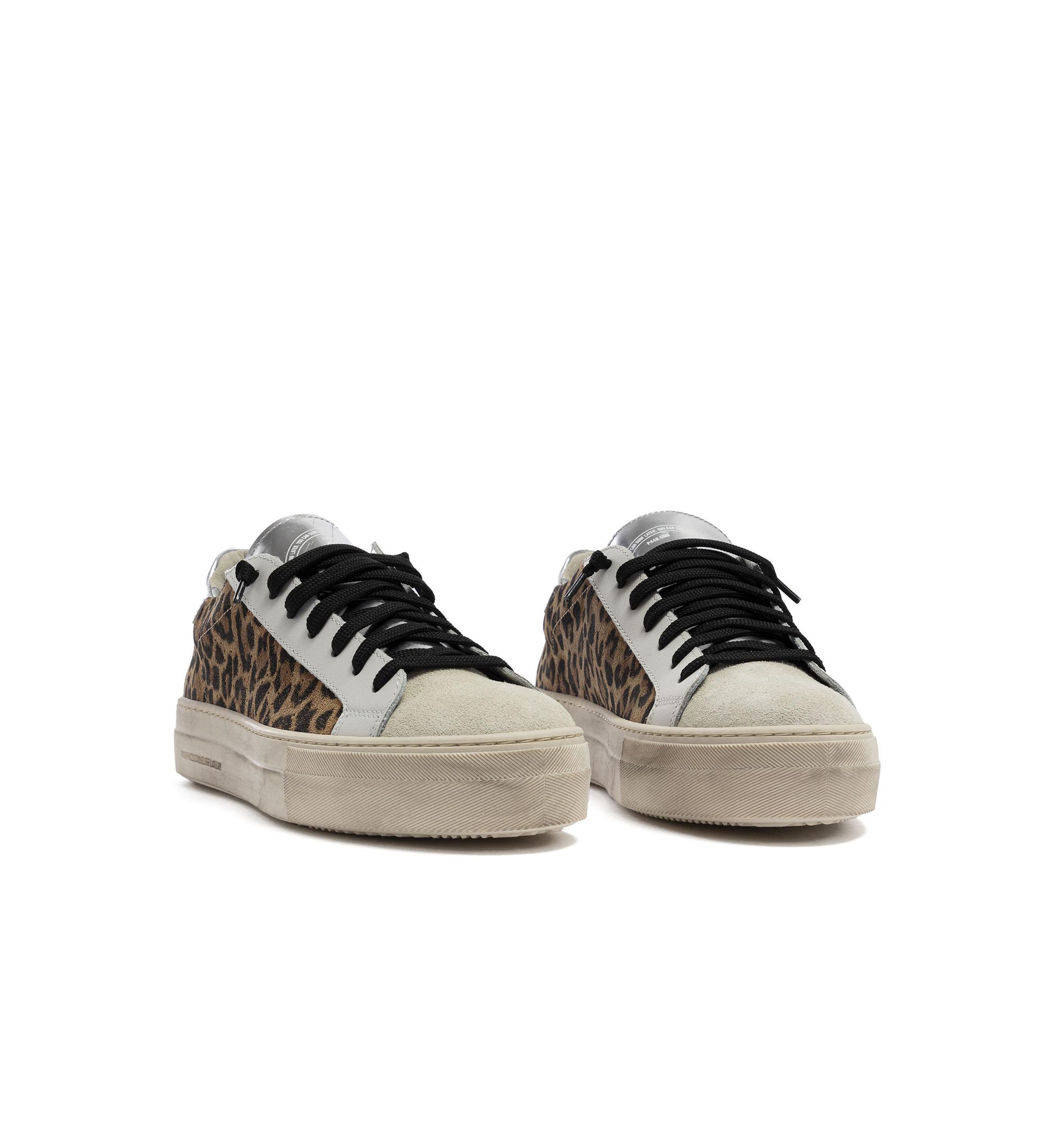Thea Sneakers