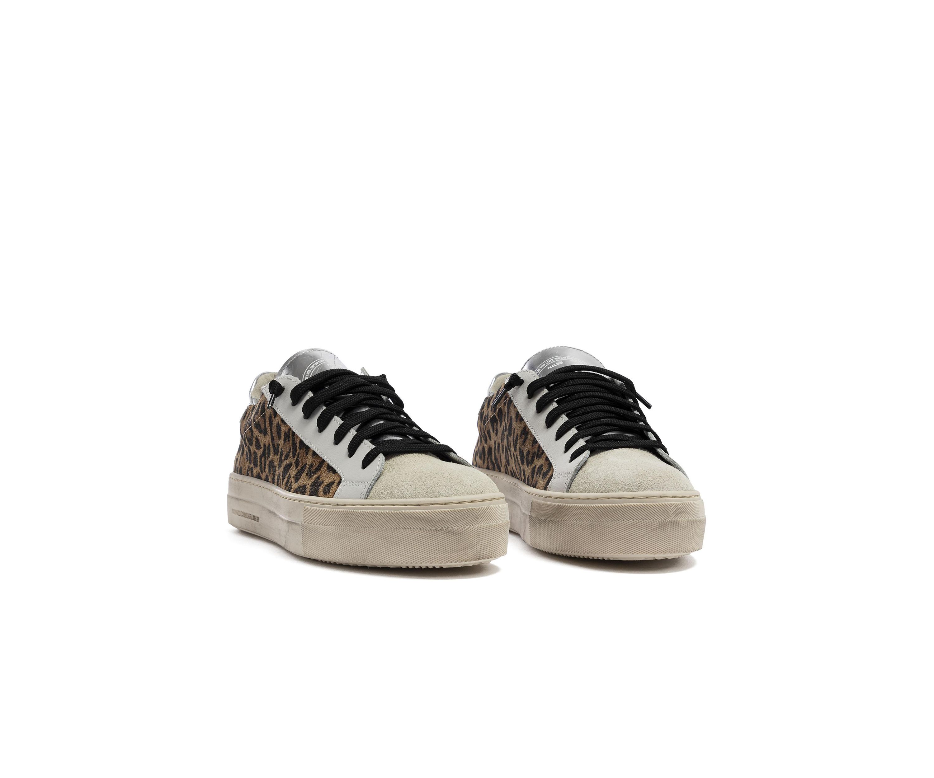 Thea Sneakers