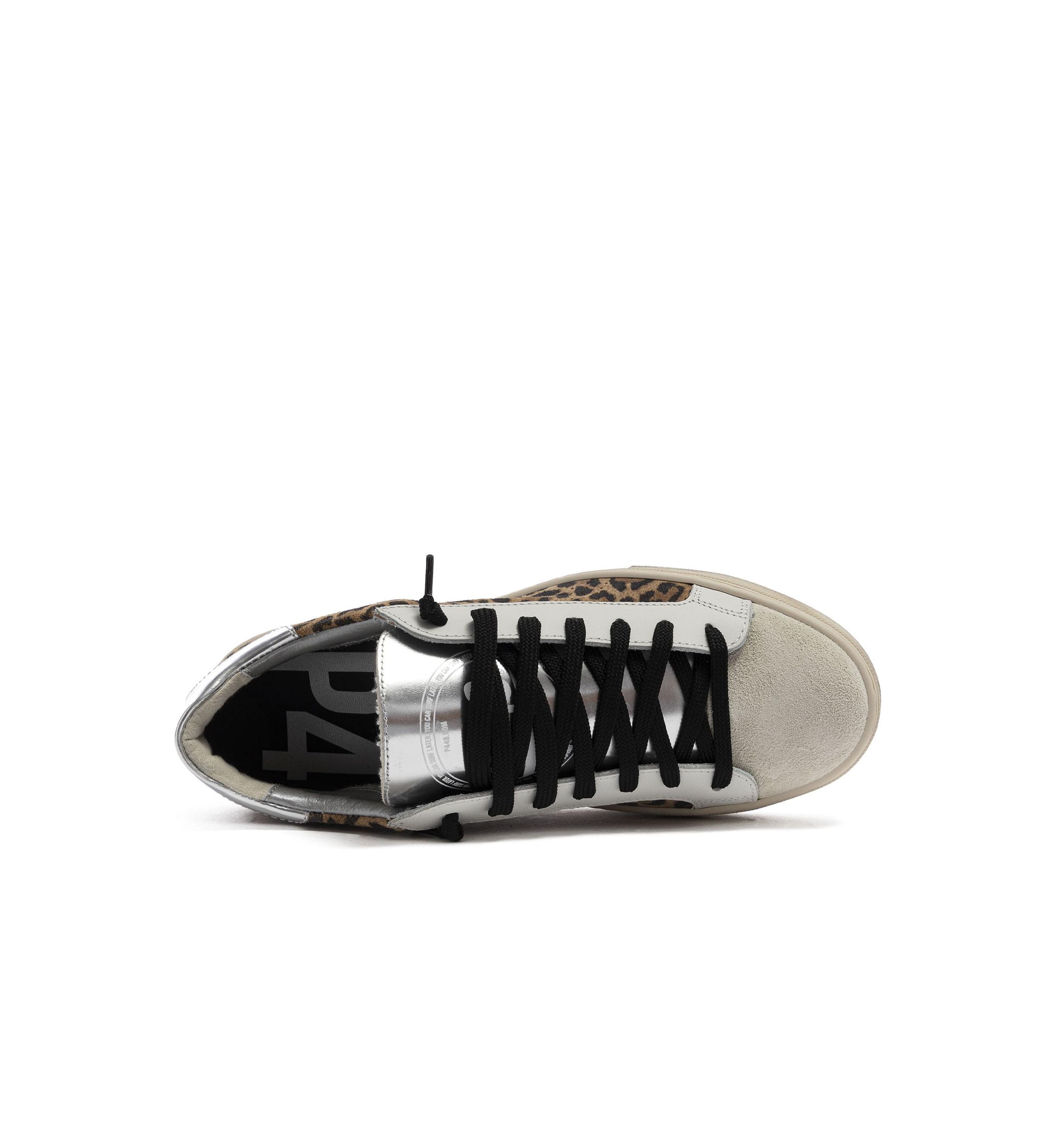 Thea Sneakers