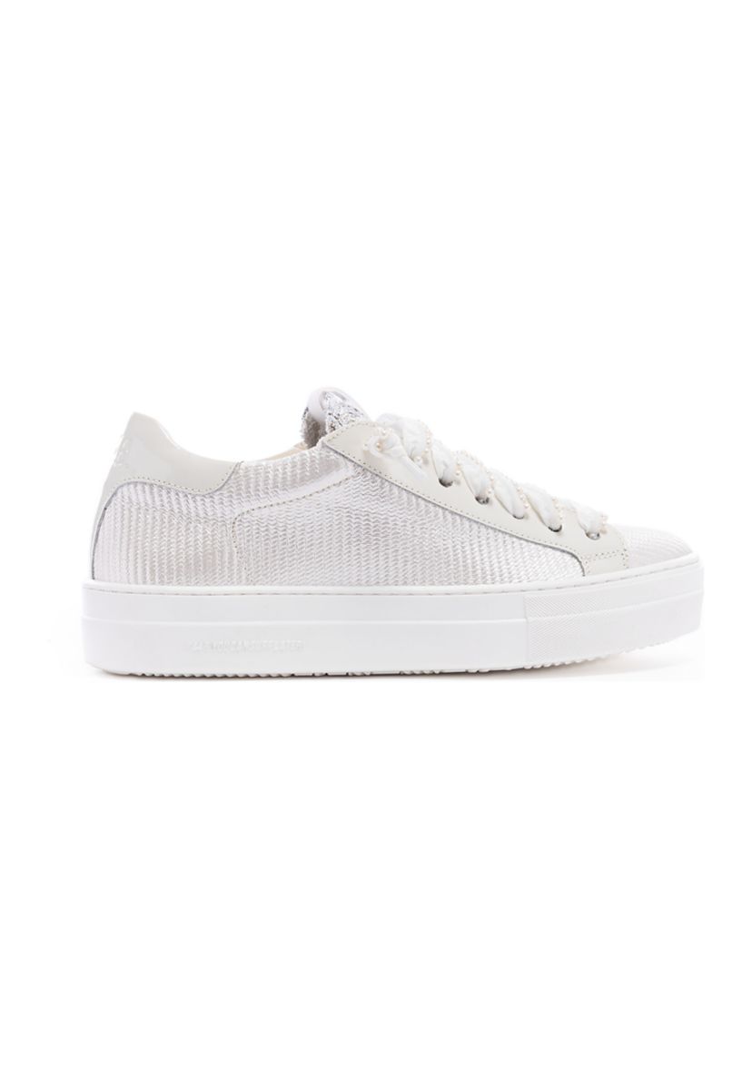 Thea Sneakers