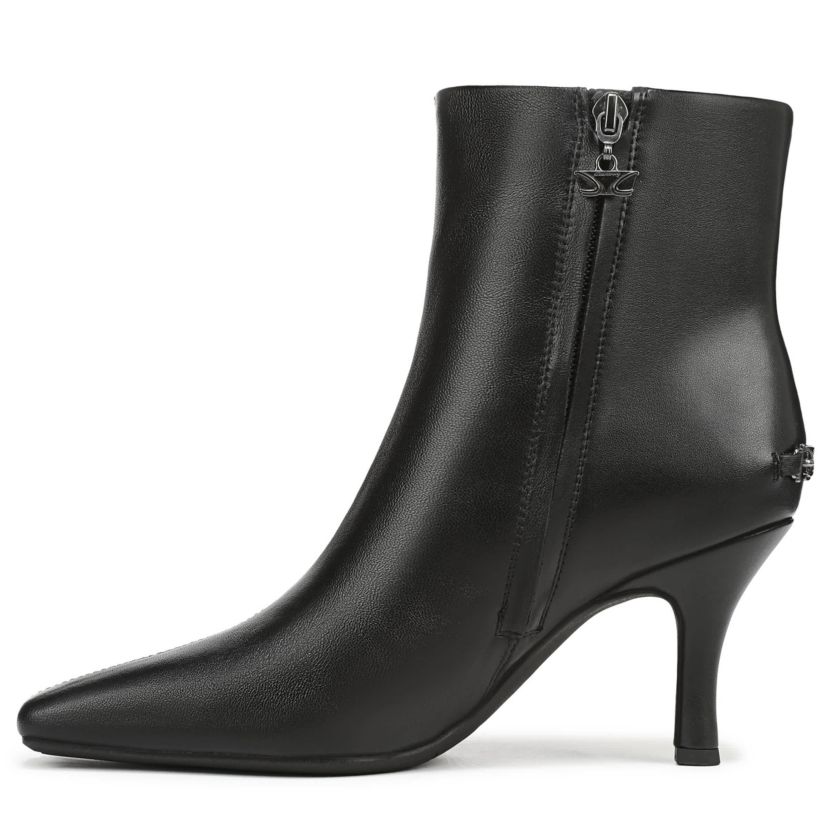 Laura Kitten Heel Booties