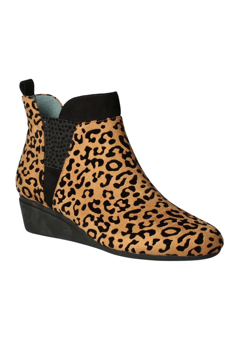 Hemalia Booties