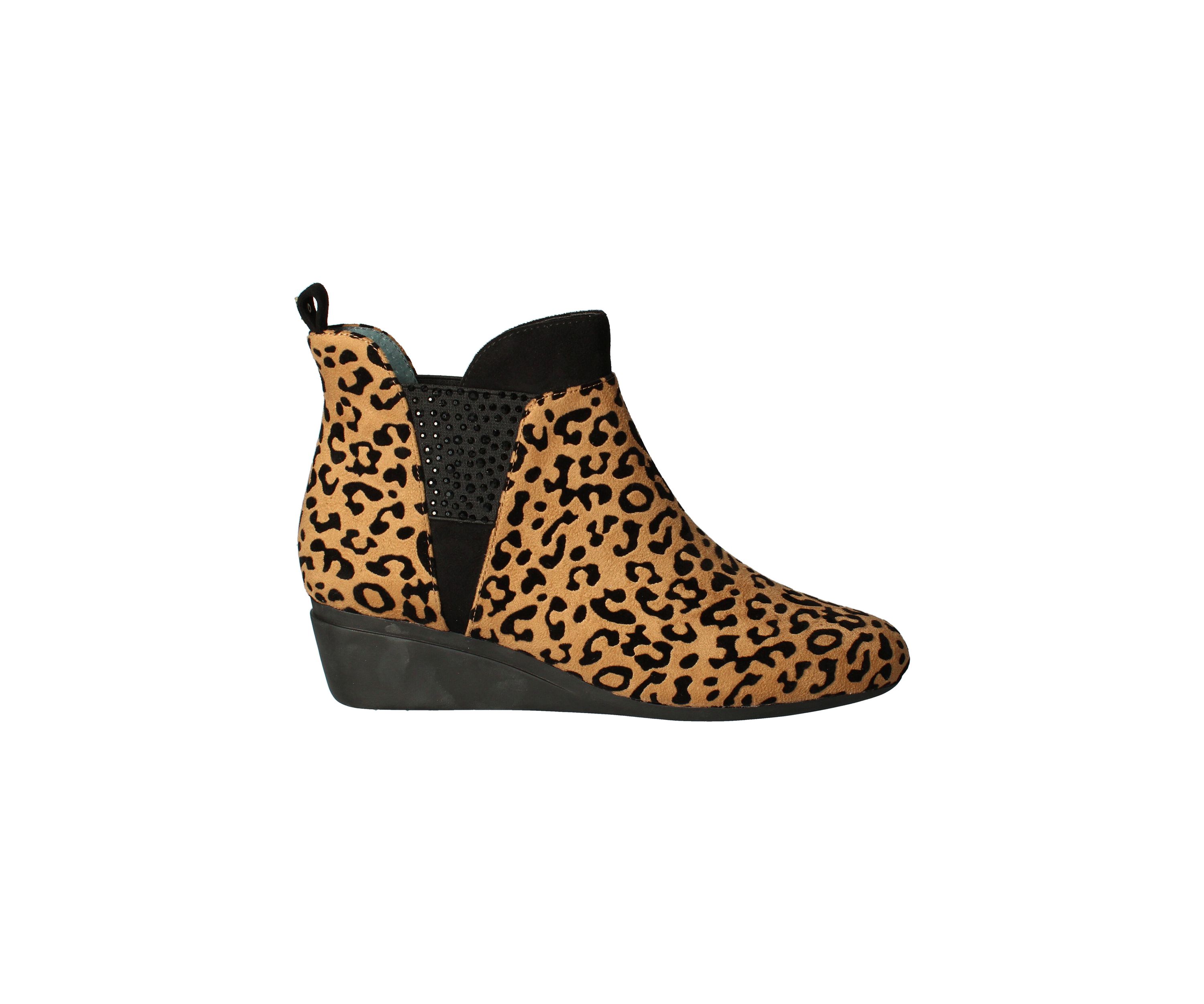Hemalia Booties