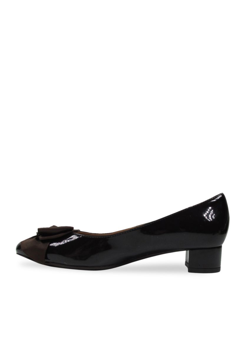 Cameo Pumps