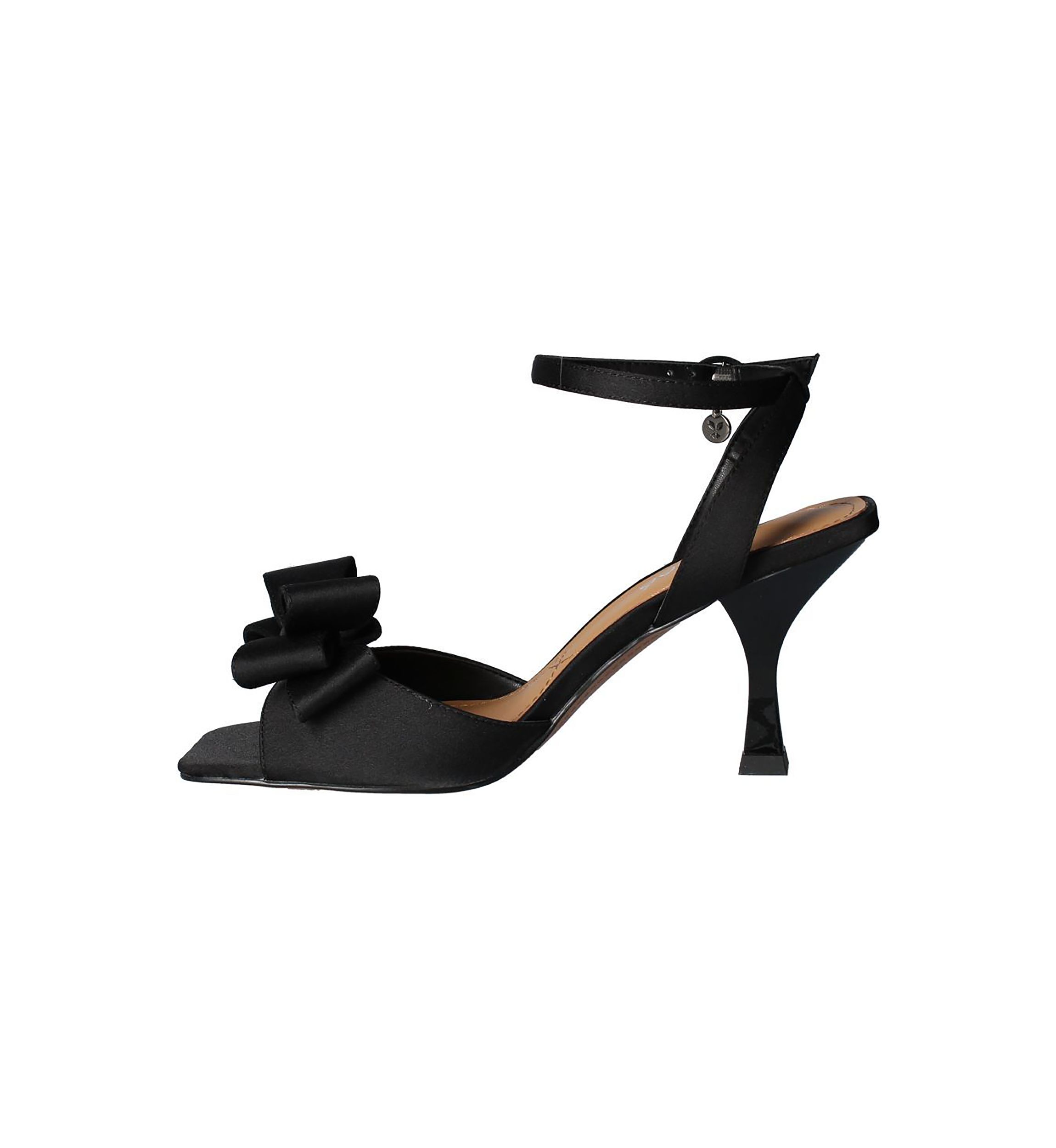 Nishia Sandals