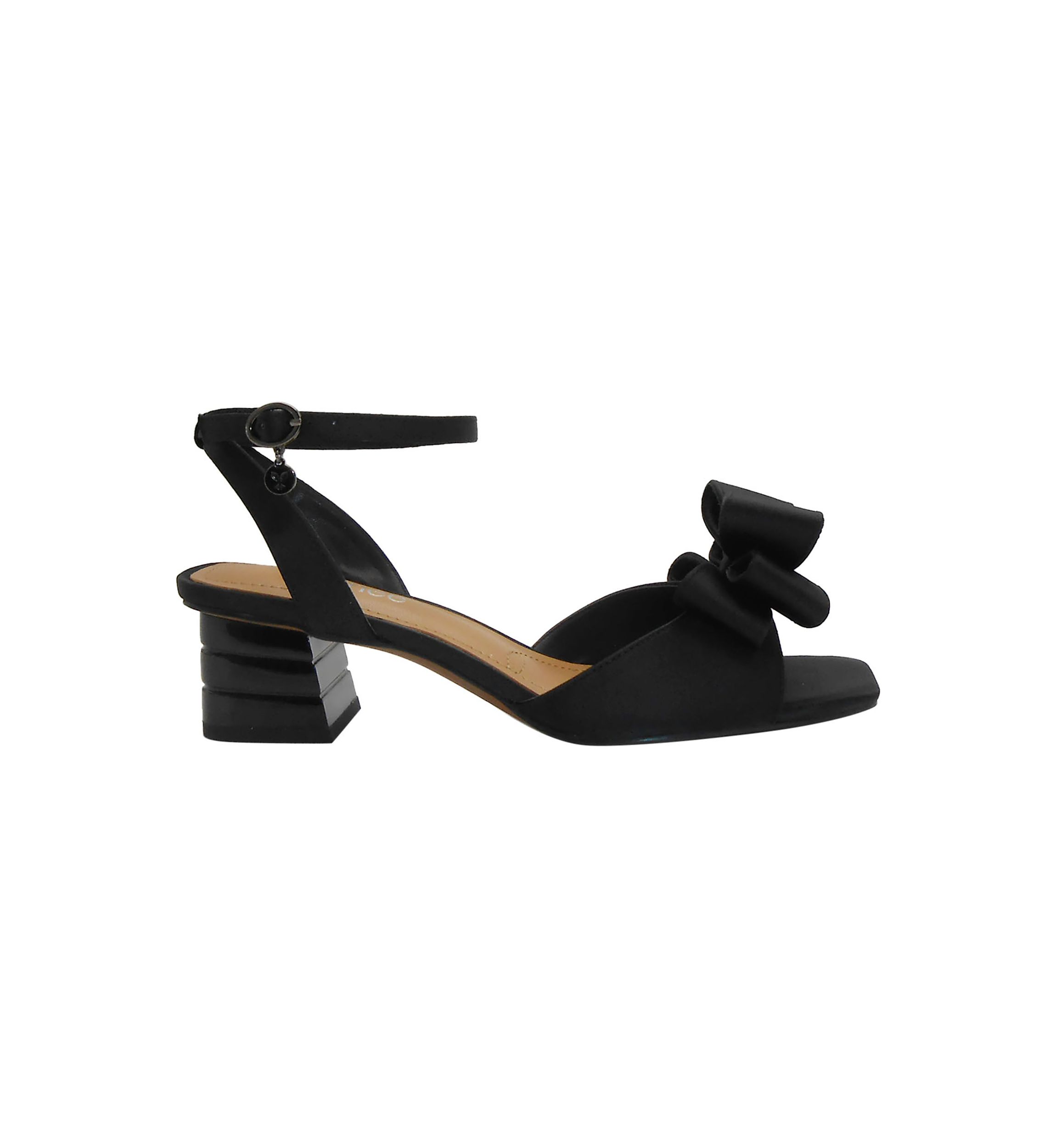 Novela Sandals