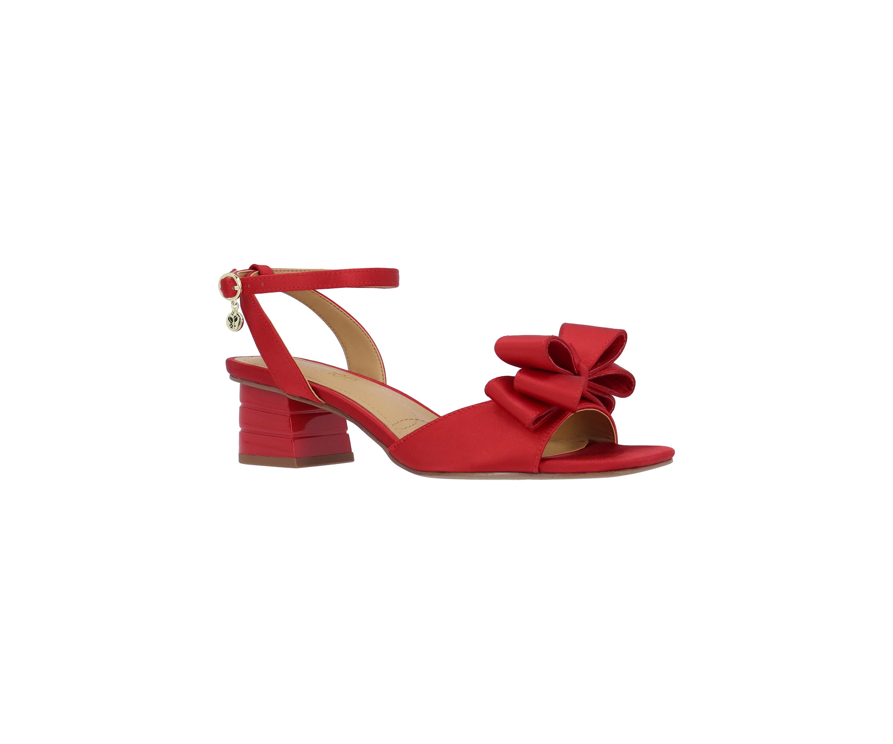 Novela Sandals