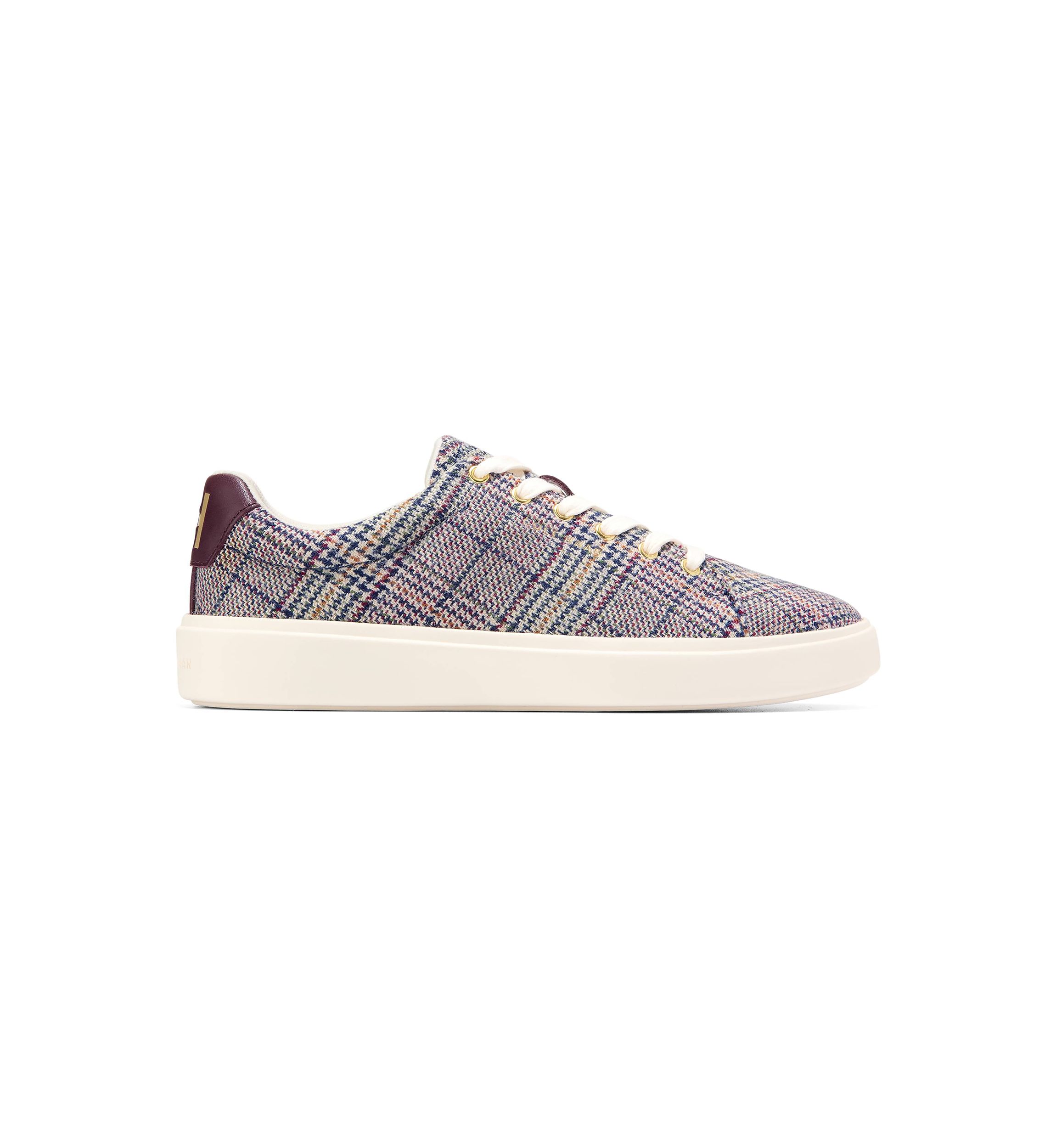 Grand Crosscourt Traveler Sneakers