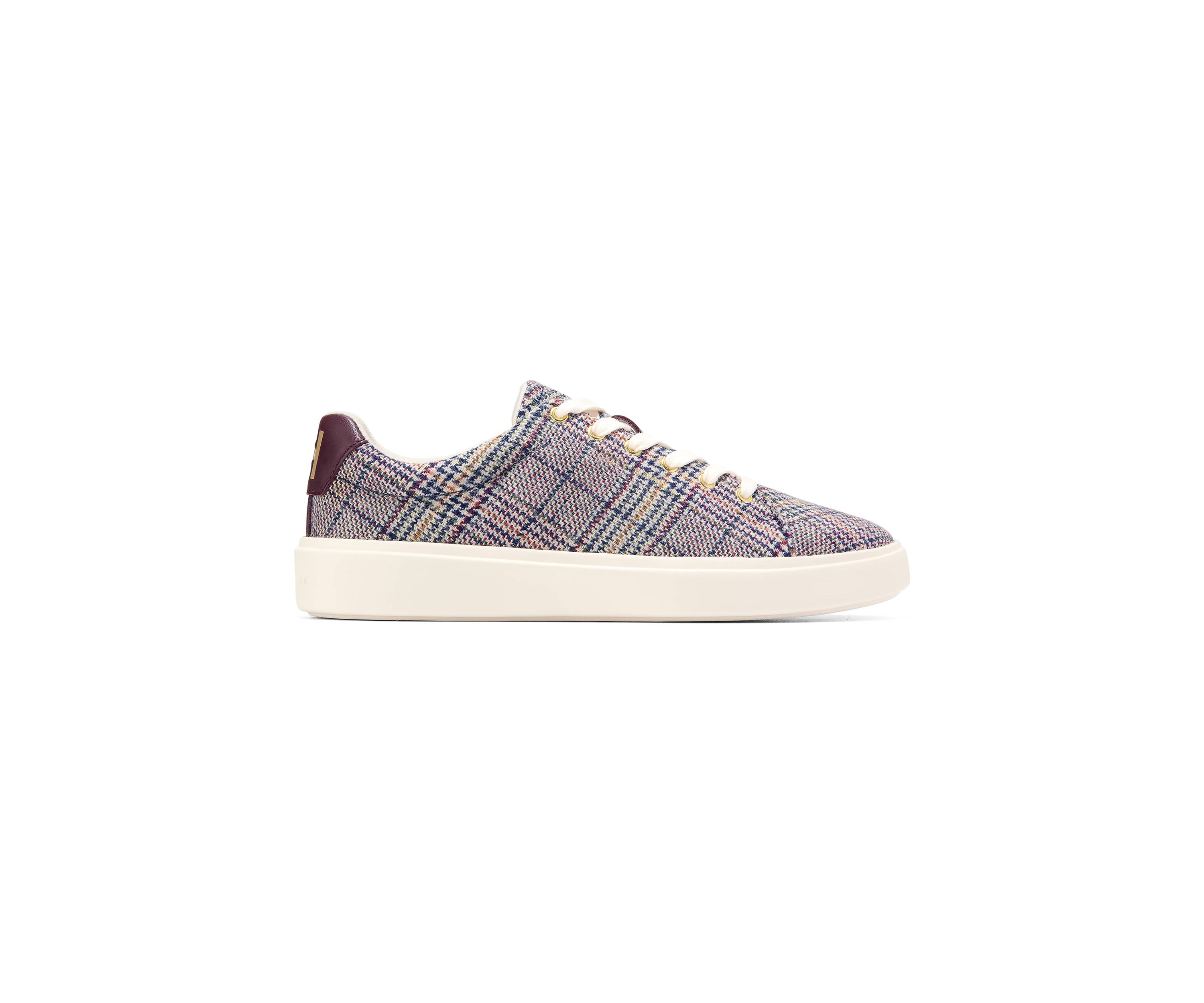 Grand Crosscourt Traveler Sneakers