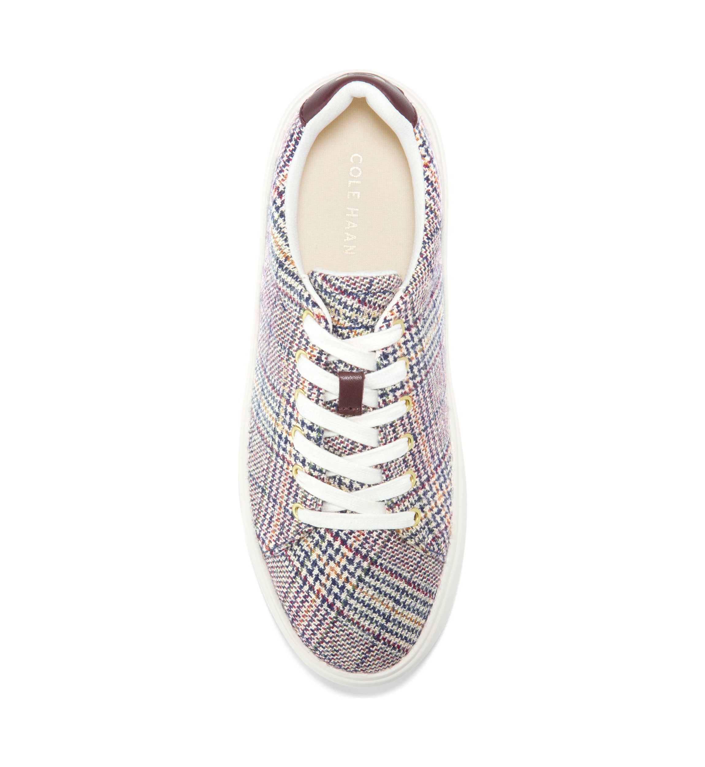 Grand Crosscourt Traveler Sneakers