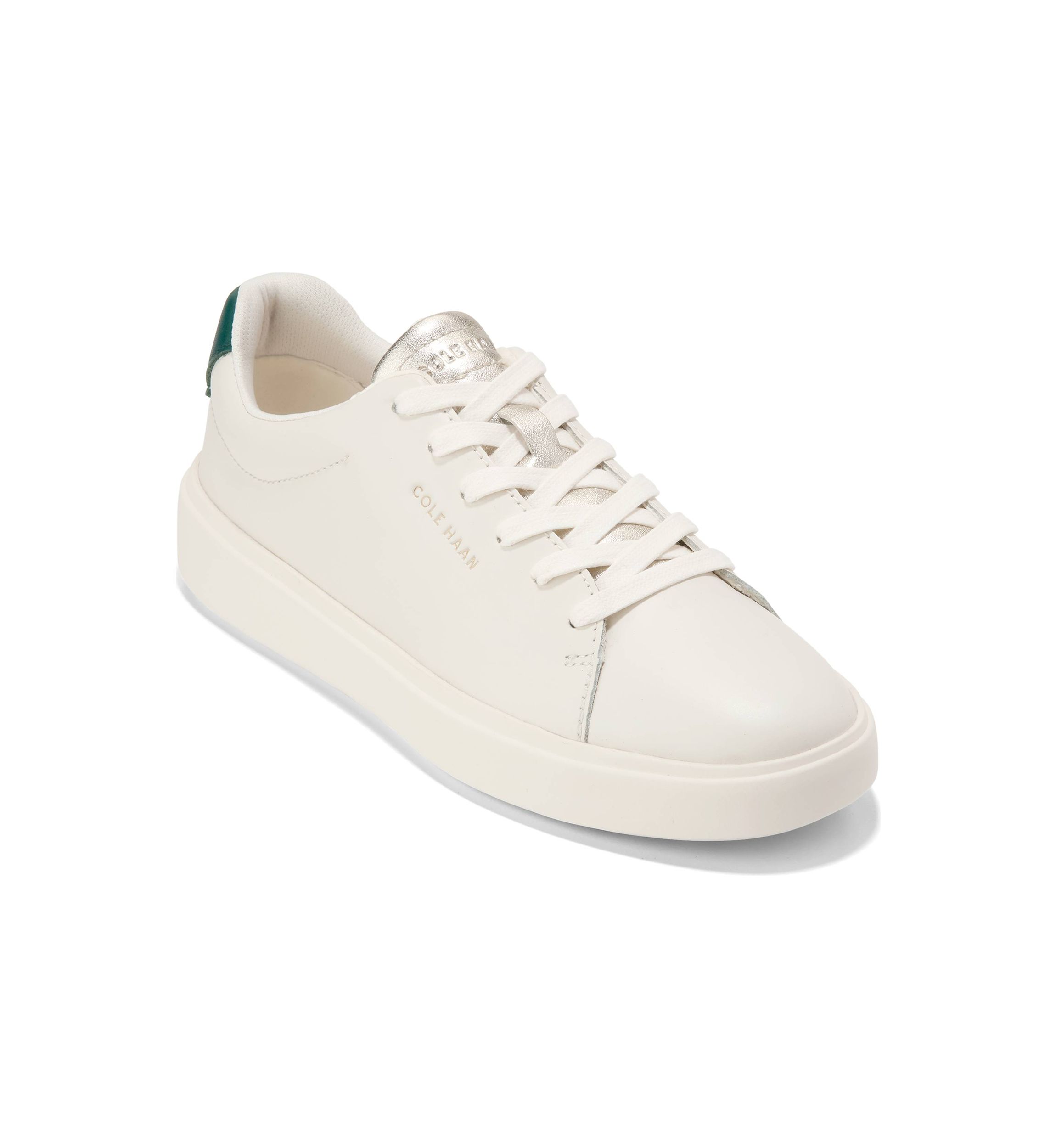 Grand Crosscourt Traveler Sneakers