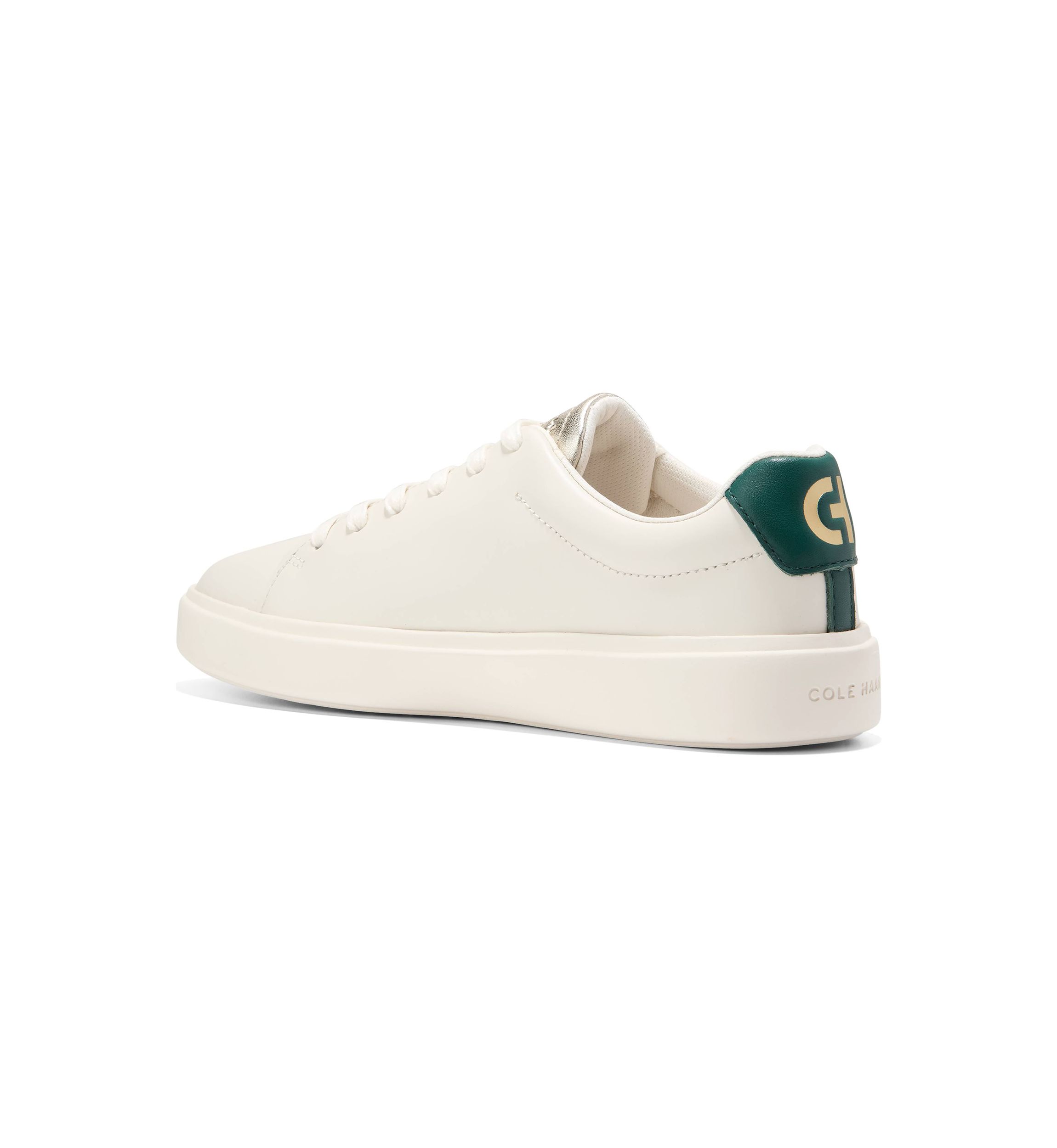 Grand Crosscourt Traveler Sneakers