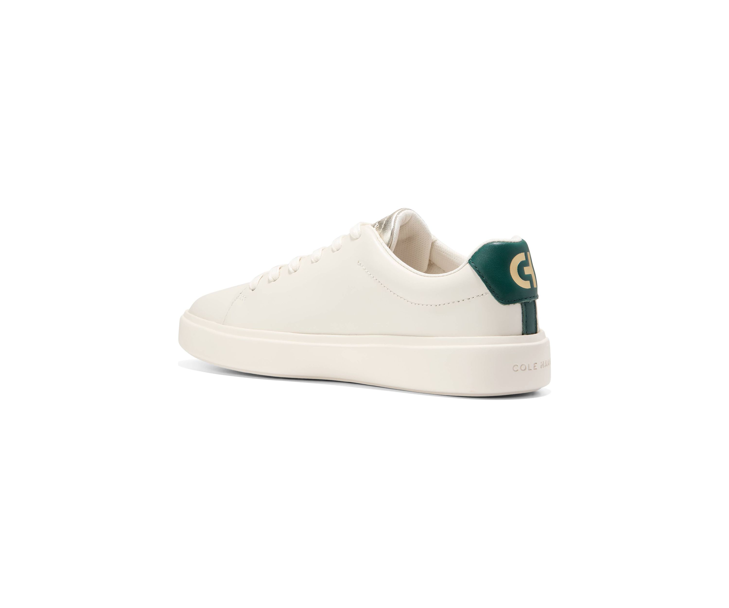 Grand Crosscourt Traveler Sneakers