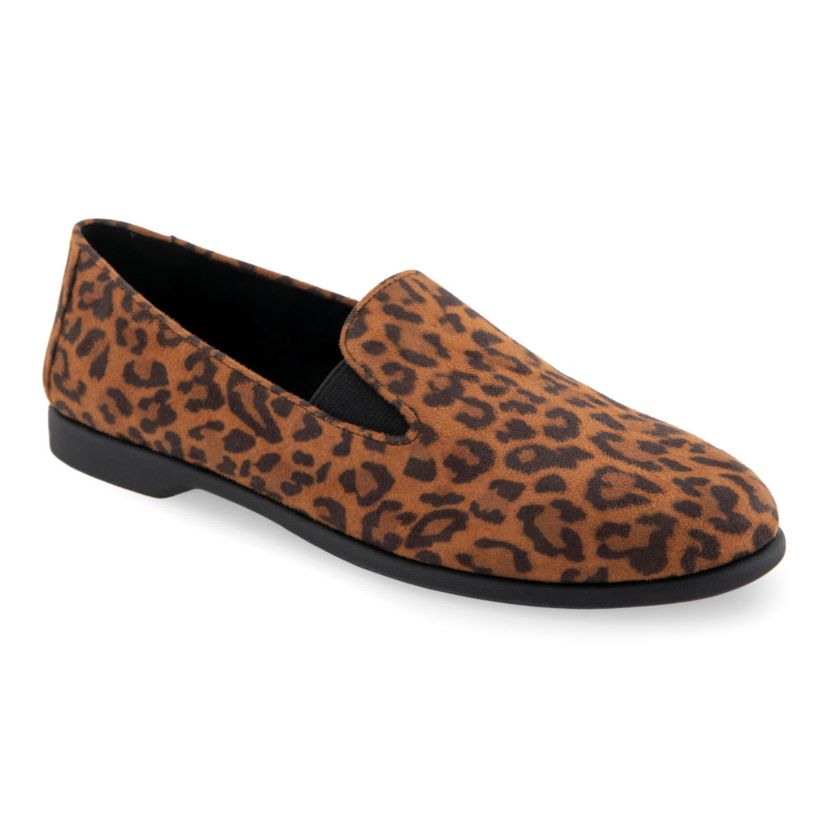 Nuit Almond Toe Loafer