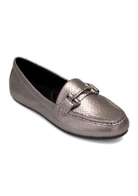 AEROSOLES Women's Day Drive Loafers, Silver, 9.5M