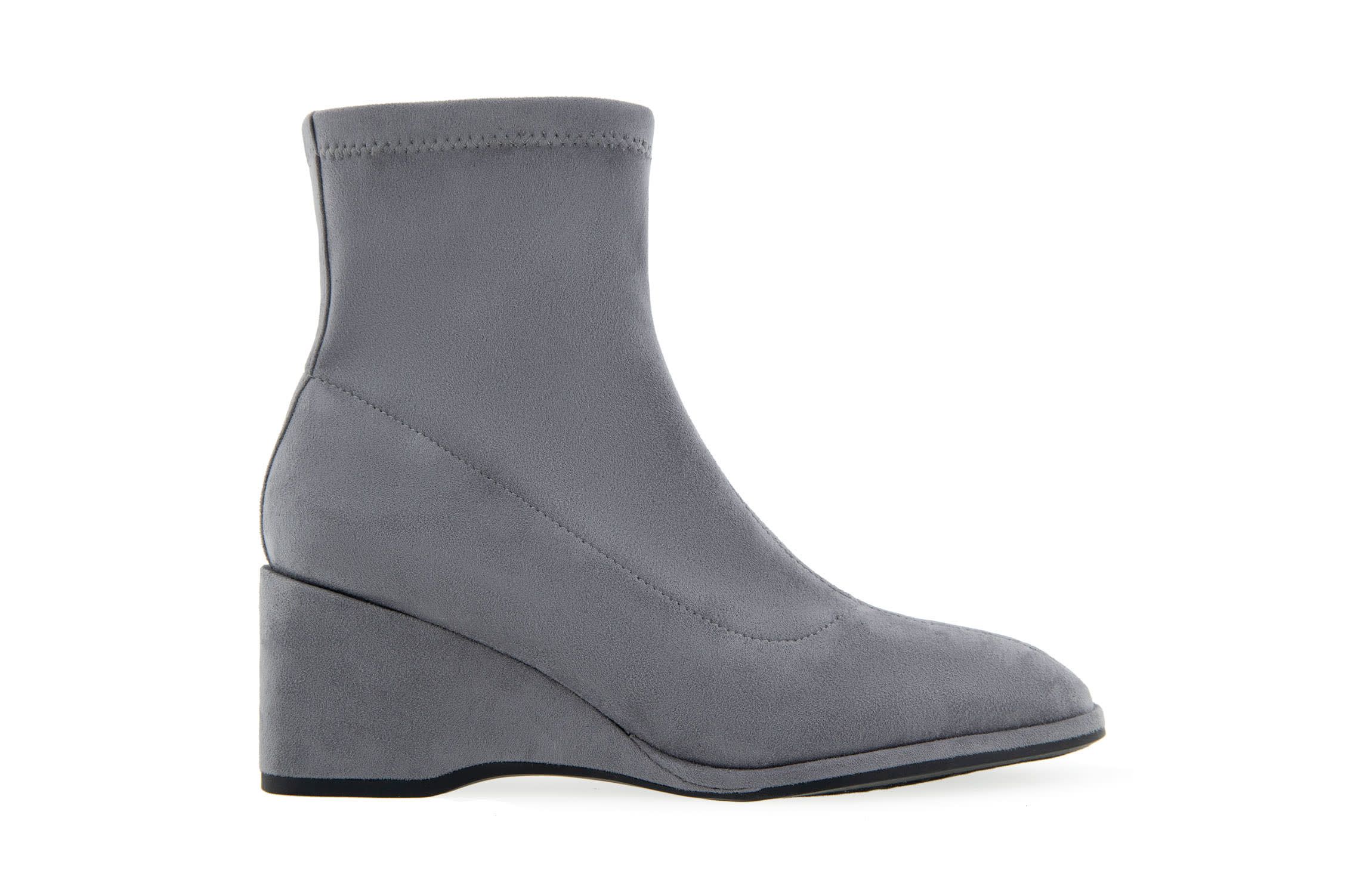 Anouk Wedge Bootie
