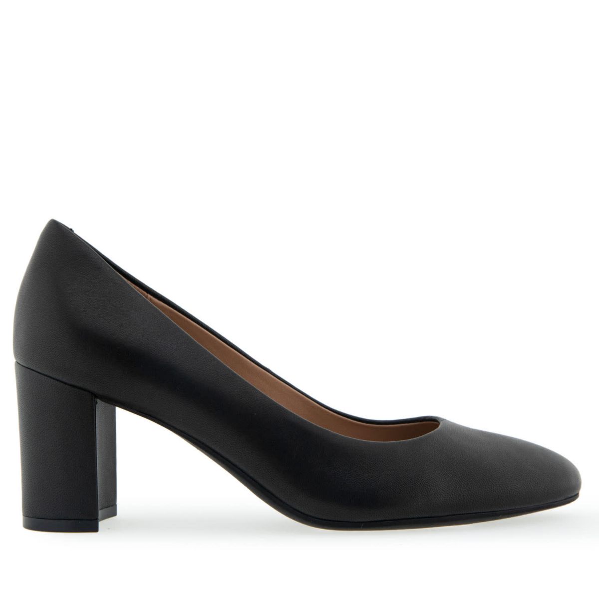 Betsy Pumps