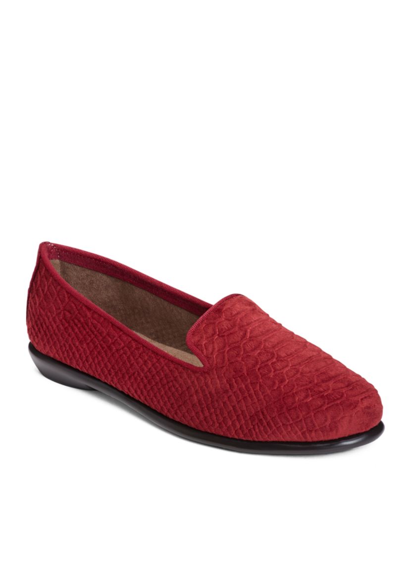 Betunia Loafer Flats