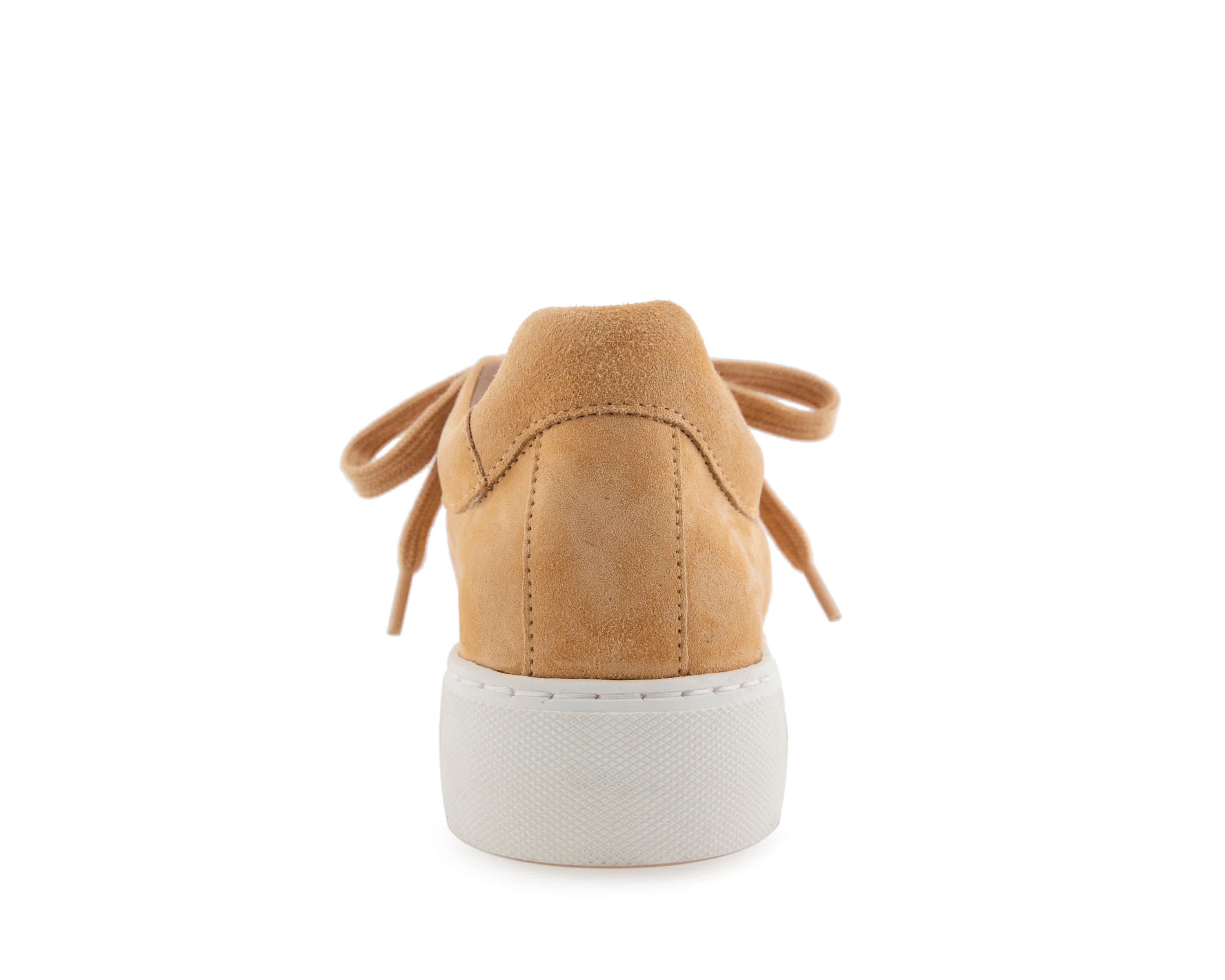 Bo Sneakers