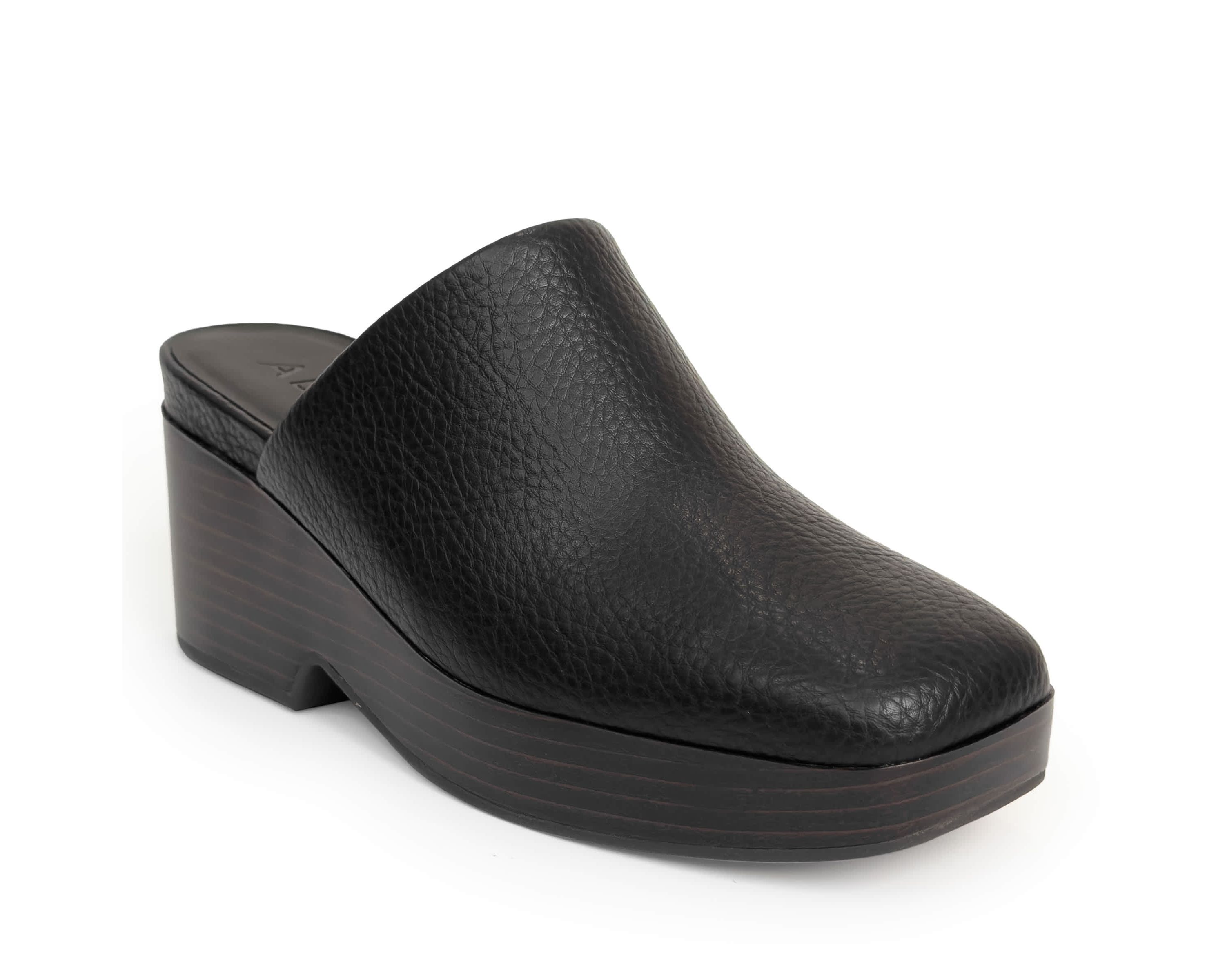 Chata Clog