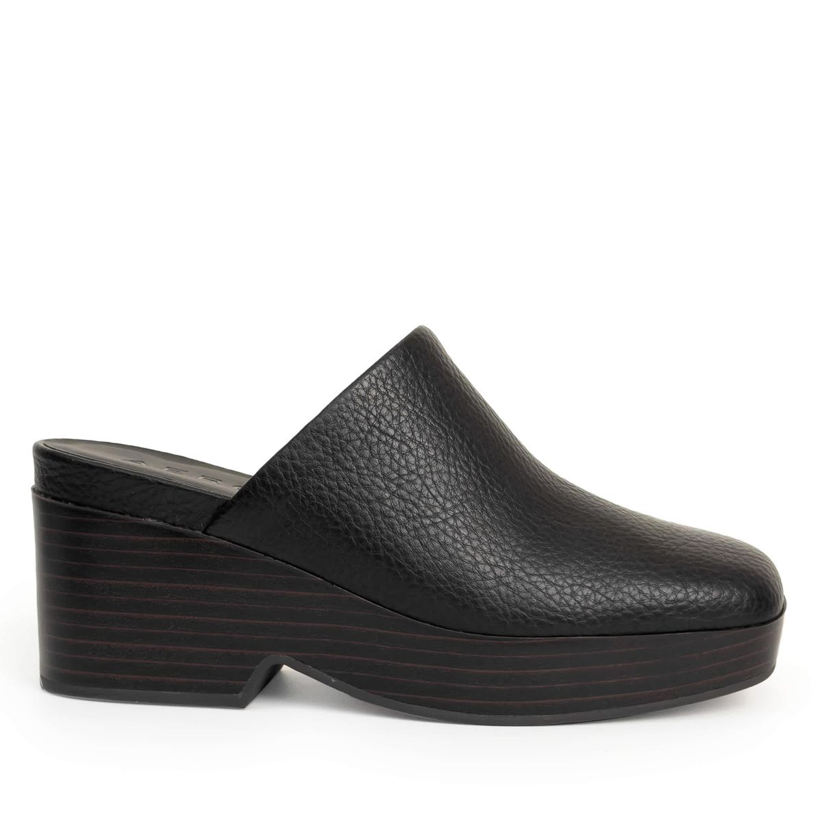 Chata Clog