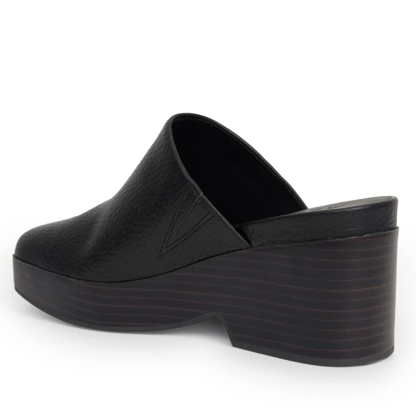 Chata Clog