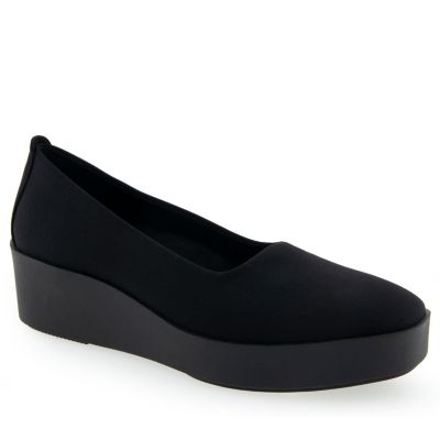 Aerosoles black store wedges