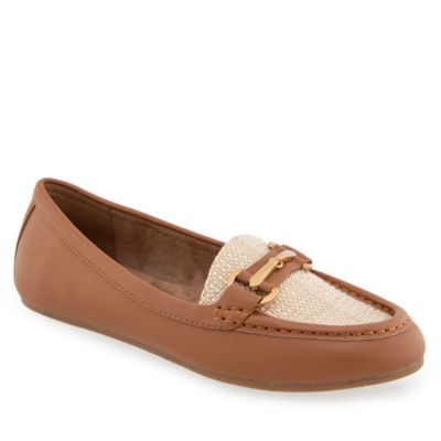 AEROSOLES Women's Day Drive Casual Loafers
