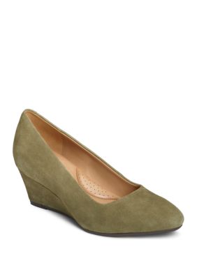 aerosoles inner circle women's wedge shoes